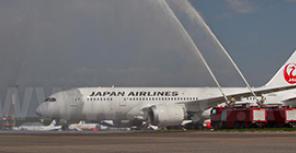 Начало полетов в Домодедово Boeing 787 японской JAL