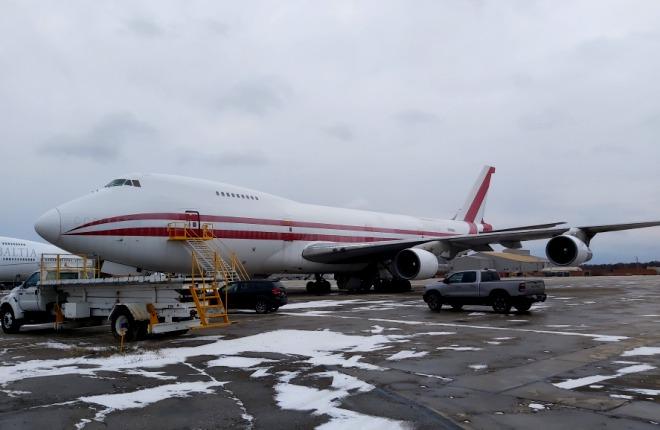 Самолет Boeing 747-222B