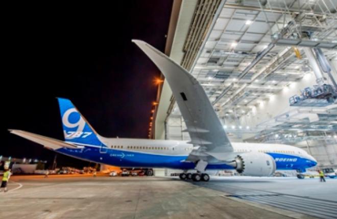 Первый Boeing 787-9 окрашен в новую корпоративную ливрею