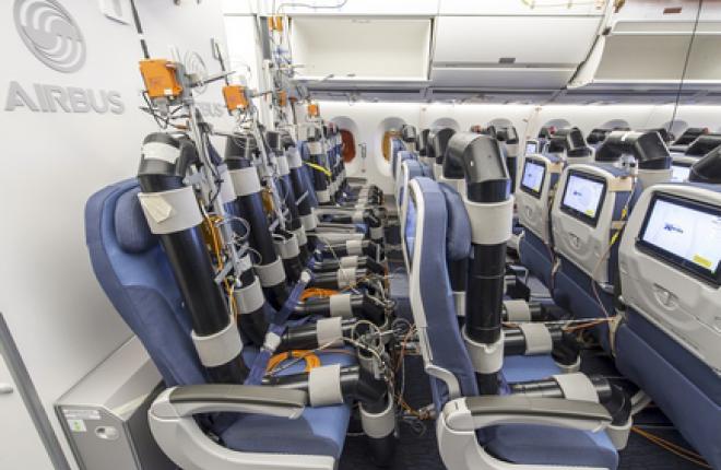 Экономкласс самолета Airbus A350XWB имеет в ряду 9 кресел шириной 18 дюймов :: Airbus