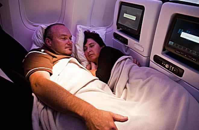 Air New Zealand начала эксплуатацию Boeing 777-300 c интерьером Skycouch