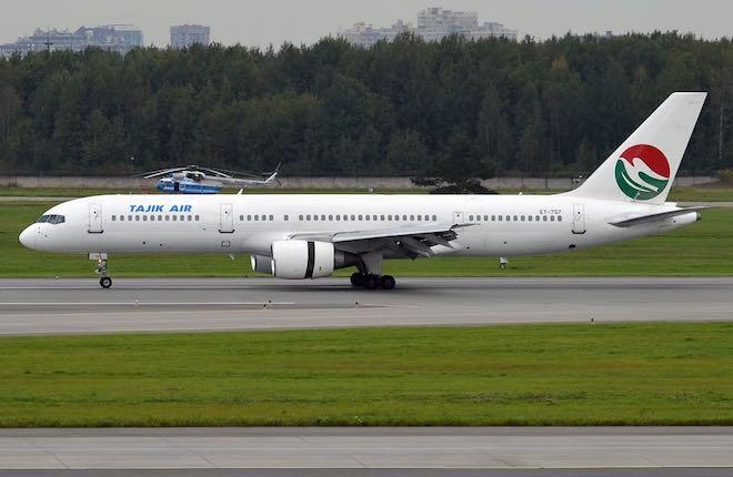 самолет Boeing 757 Tajik Air