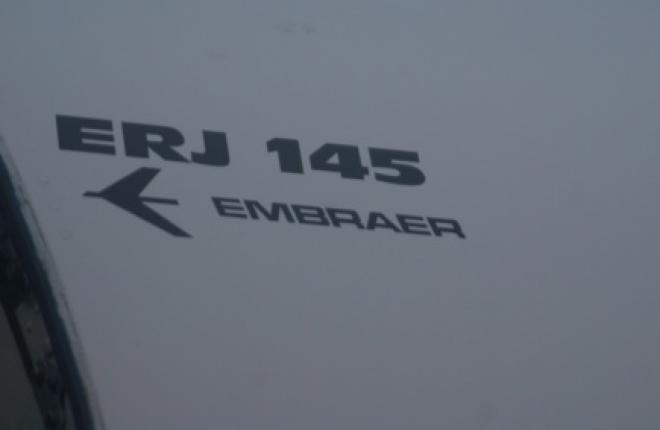 Третий самолет Embraer ERJ145LR авиакомпании "Комиавиатранс" вылетел в Россию