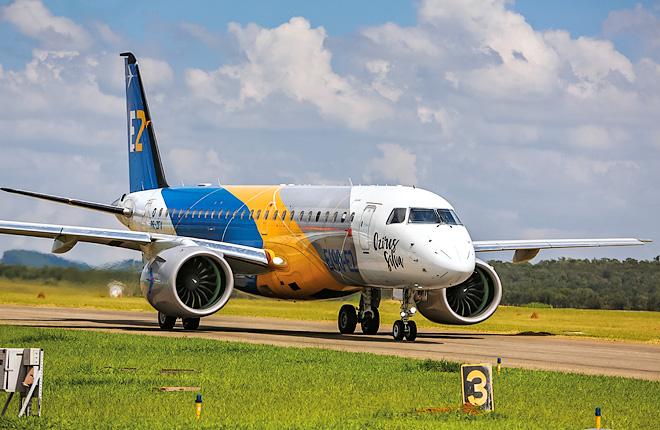 Самолет Embraer E190-E2