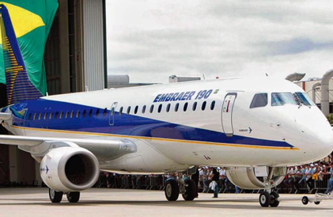 Выкатка самолета Embraer 190 состоялась в феврале 2004 г., первый полет — в март