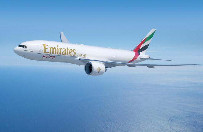 Авиакомпания Emirates подписалась на поставку пяти новых грузовых самолетов Boeing 777F за 1 млрд долларов