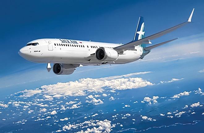 Самолет Boeing 737МАХ  сингапурской авиакомпании SilkAir