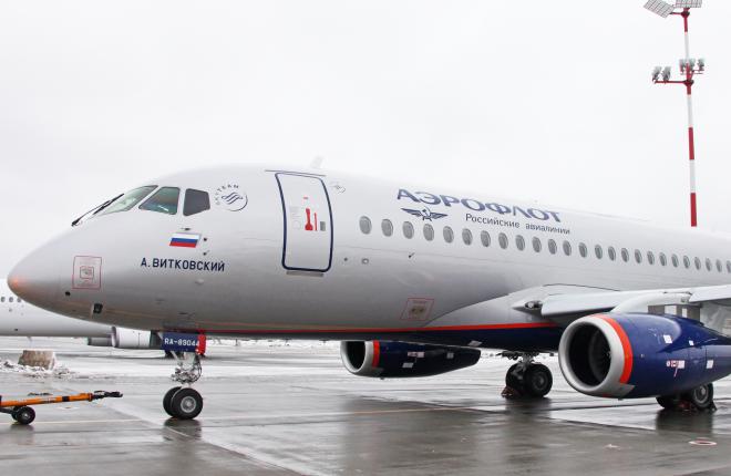 "Аэрофлот" получил четвертый самолет Sukhoi Superjet 100  (SSJ 100) от компании "Сбербанк Лизинг"