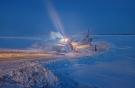 Севший на замерзшую реку Ан-24 отбуксировали в аэропорт Зырянка